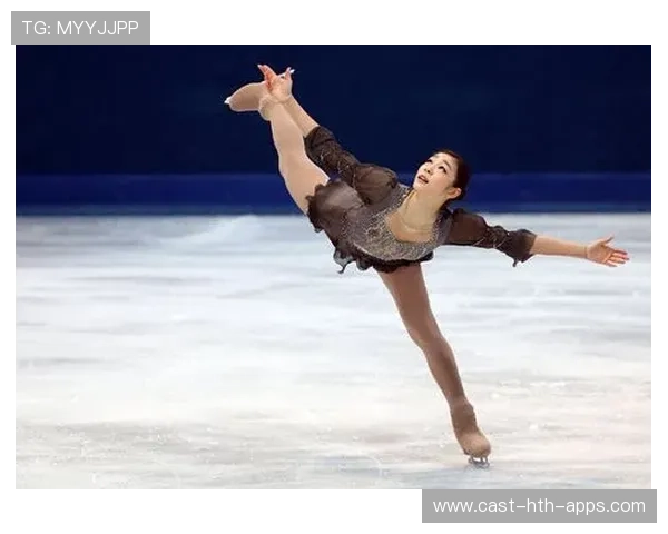 花样滑冰服装设计师出道成明星